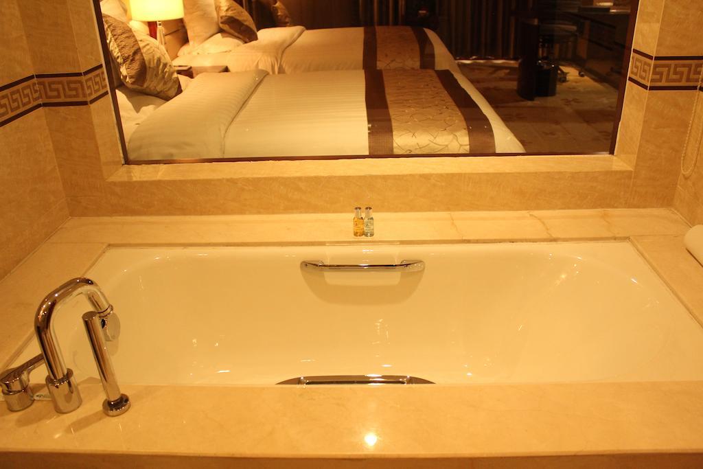 Arcadia International Hotel Cangzhou Екстериор снимка